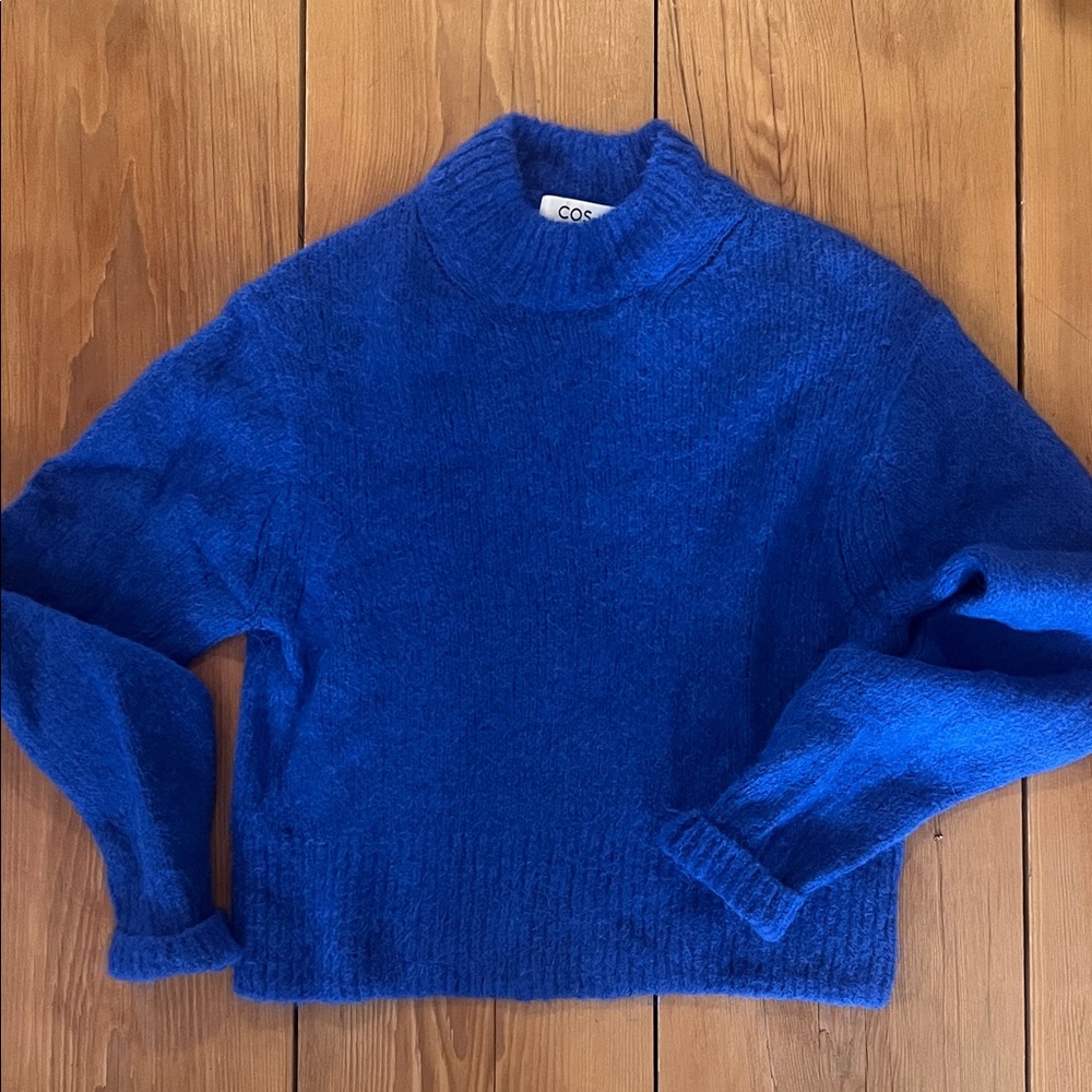COS Women's Mockneck Sweater
